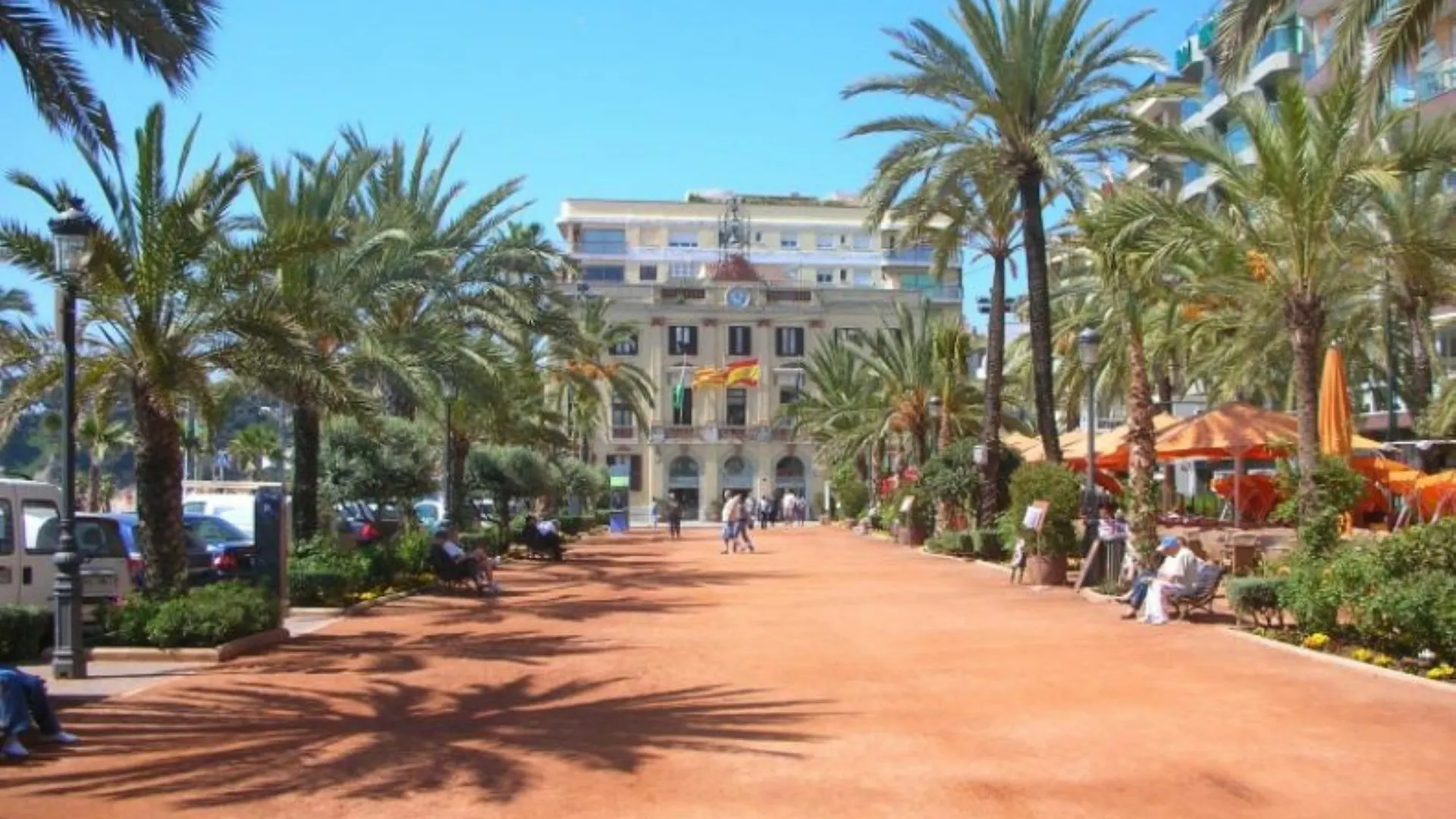 Apartment In Lloret De Mar - 104278 By Mo Rentals